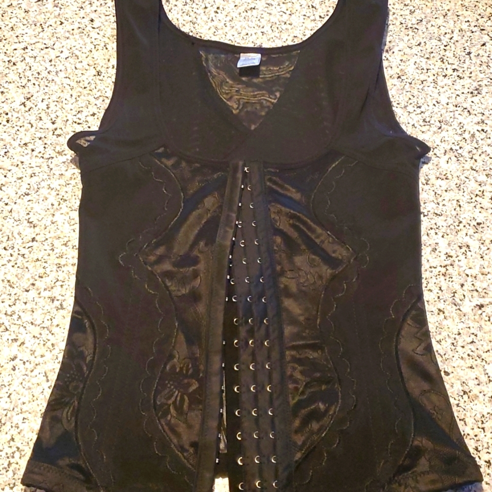 Intimates corset lace tank shaper